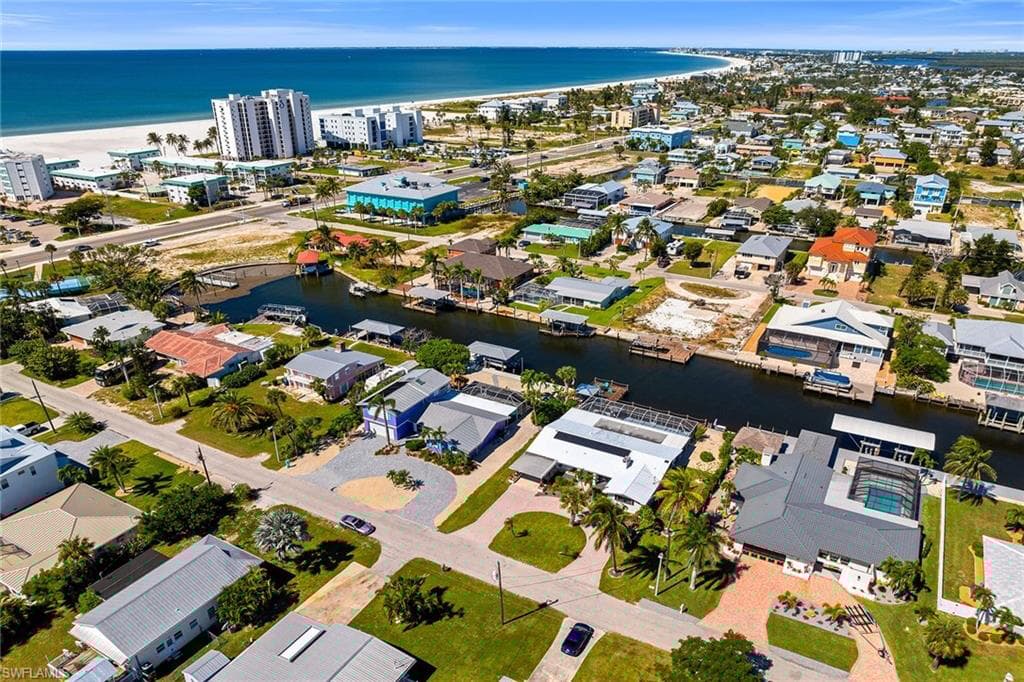 169 Ibis St, Fort Myers Beach, FL 33931-47