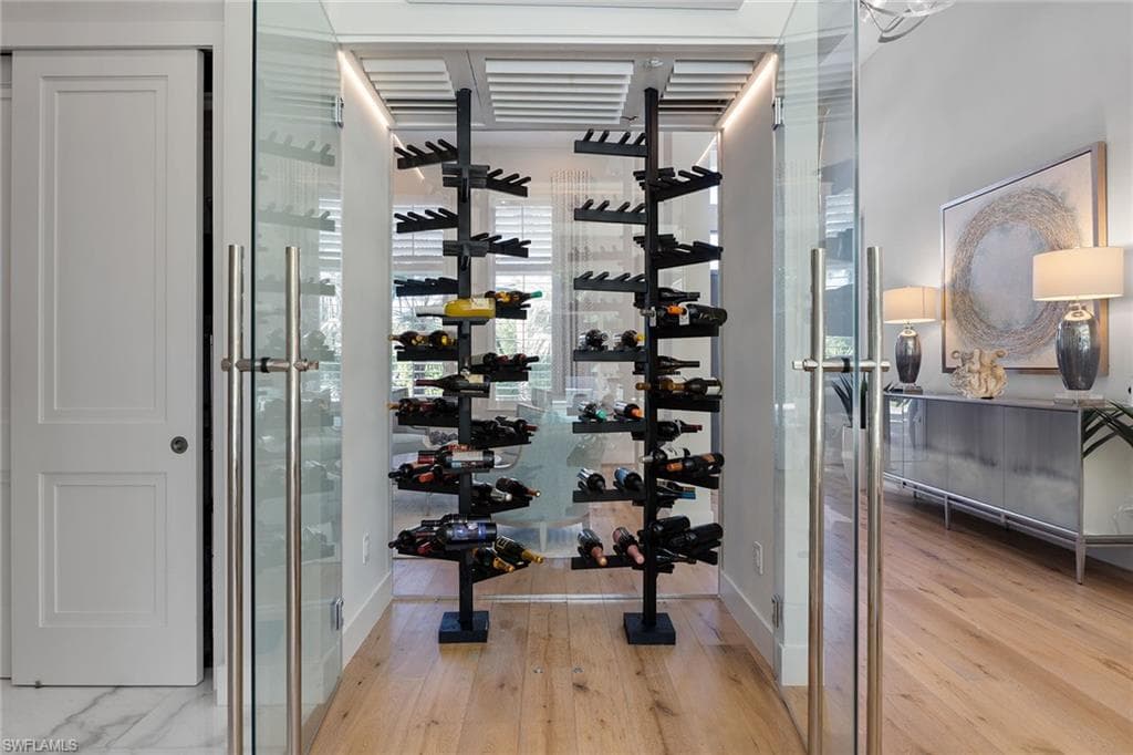 720 Orchid Dr, Naples, FL 34102-10