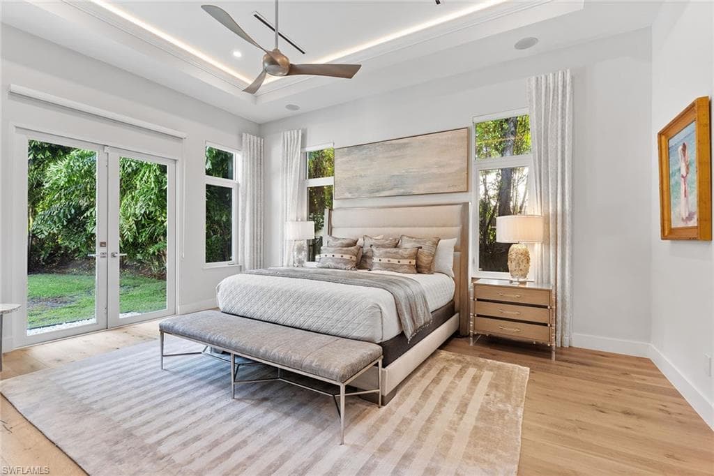 720 Orchid Dr, Naples, FL 34102-22