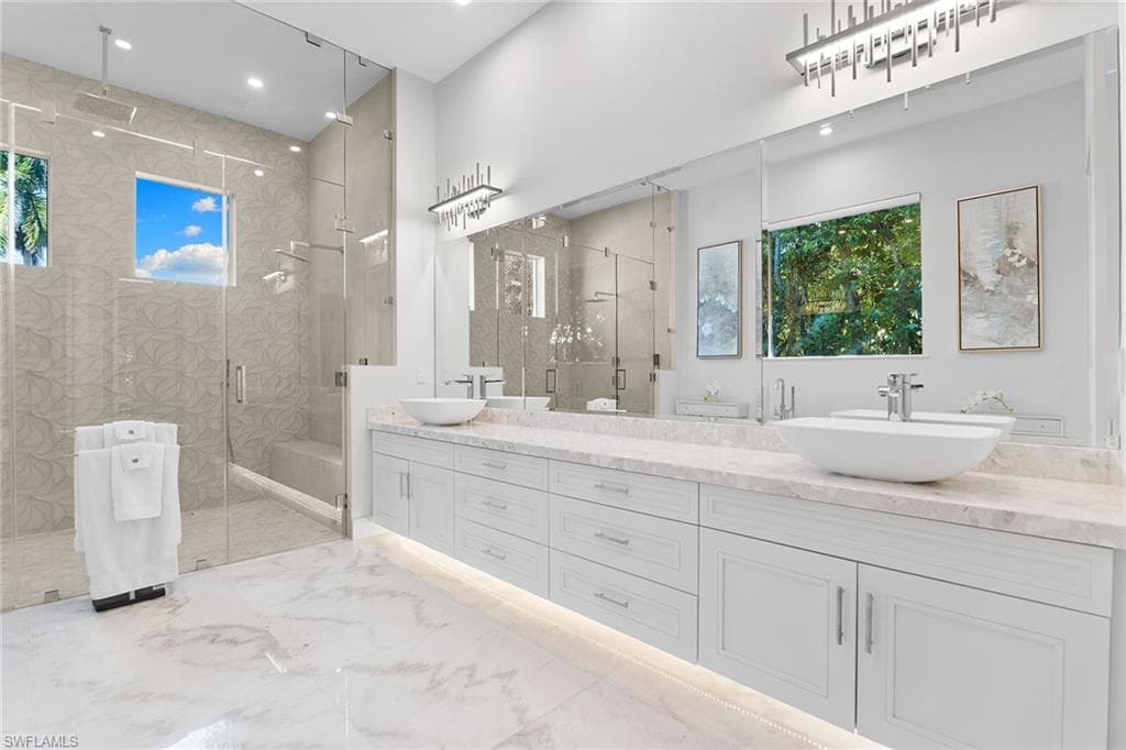 720 Orchid Dr, Naples, FL 34102-23