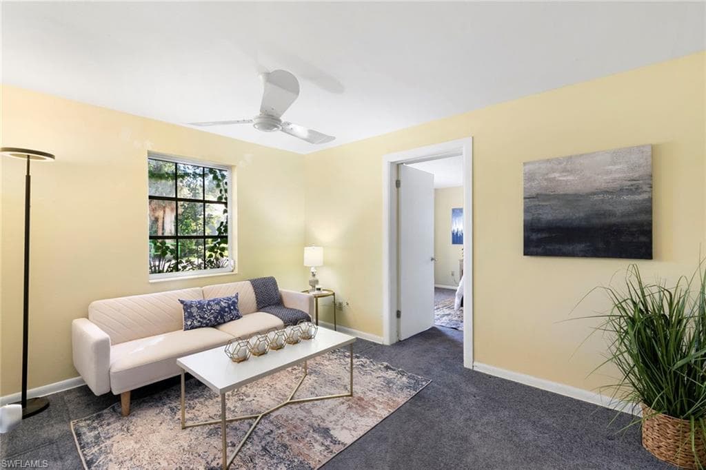 1290 10th Ave N, Naples, FL 34102-15