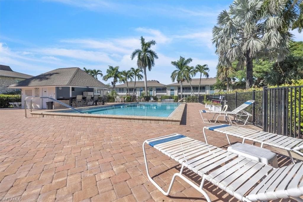 325 Charlemagne Blvd B103, Naples, FL 34112-37