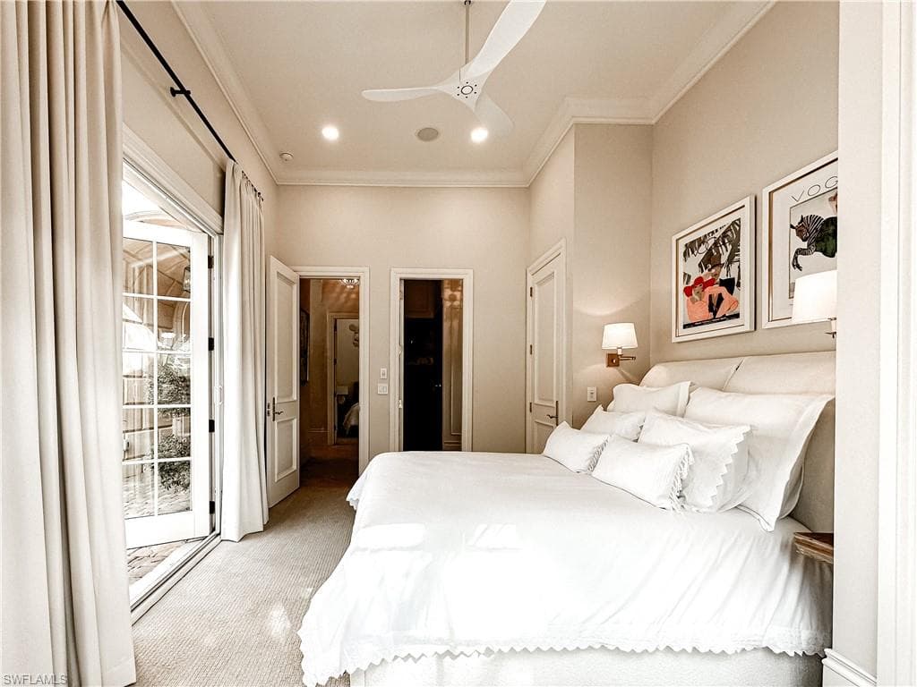 15627 Villoresi Way, Naples, FL 34110-20