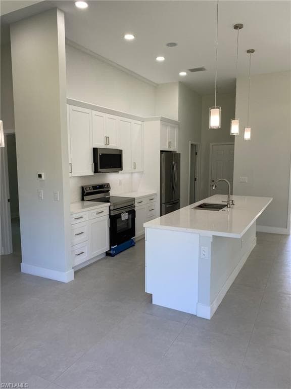 706 W 10th St, Lehigh Acres, FL 33972-12