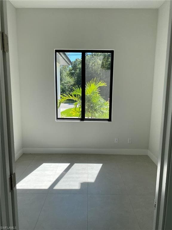 706 W 10th St, Lehigh Acres, FL 33972-15