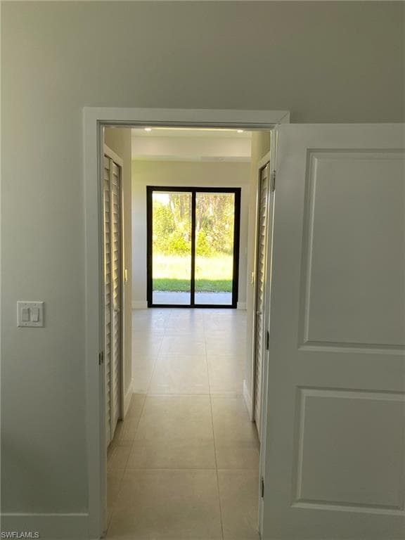 706 W 10th St, Lehigh Acres, FL 33972-21