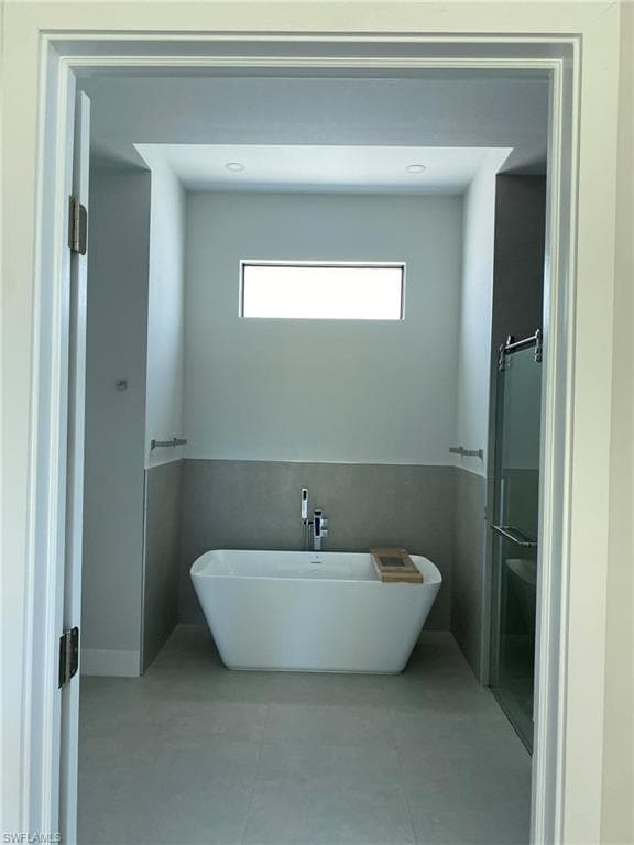 706 W 10th St, Lehigh Acres, FL 33972-23