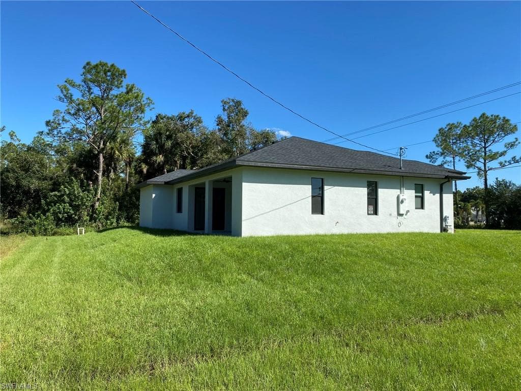 706 W 10th St, Lehigh Acres, FL 33972-40