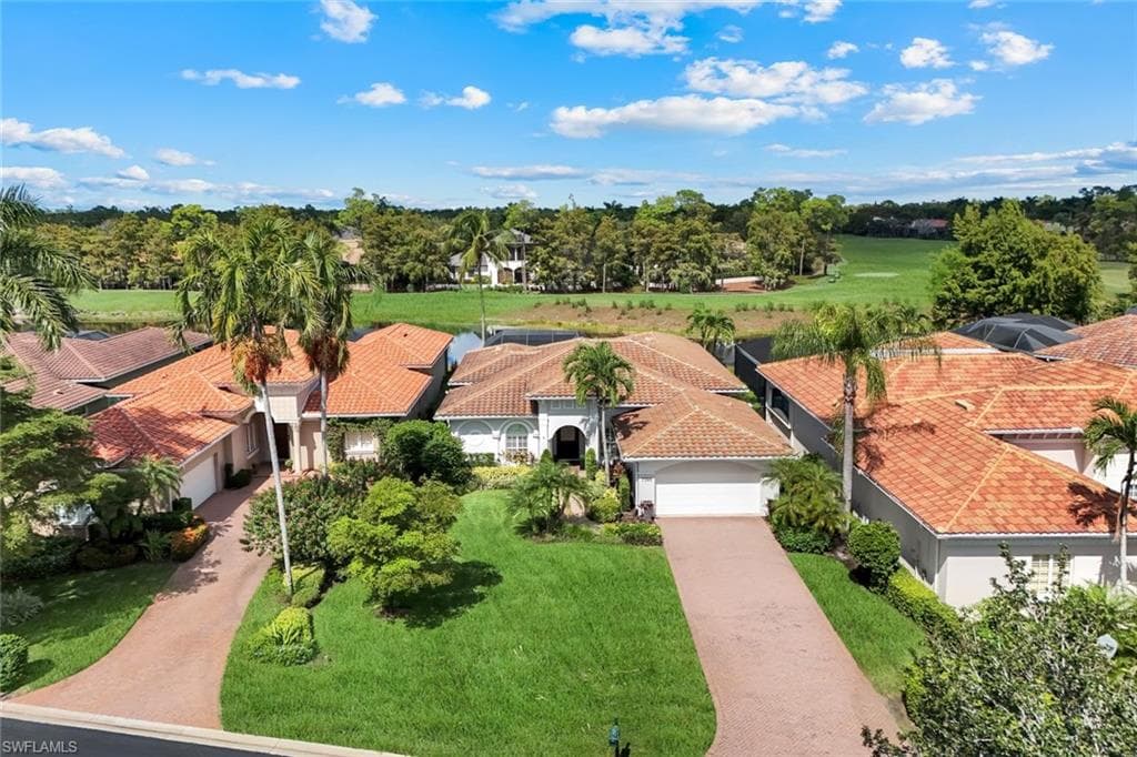 7395 Monteverde Way, Naples, FL 34119-38