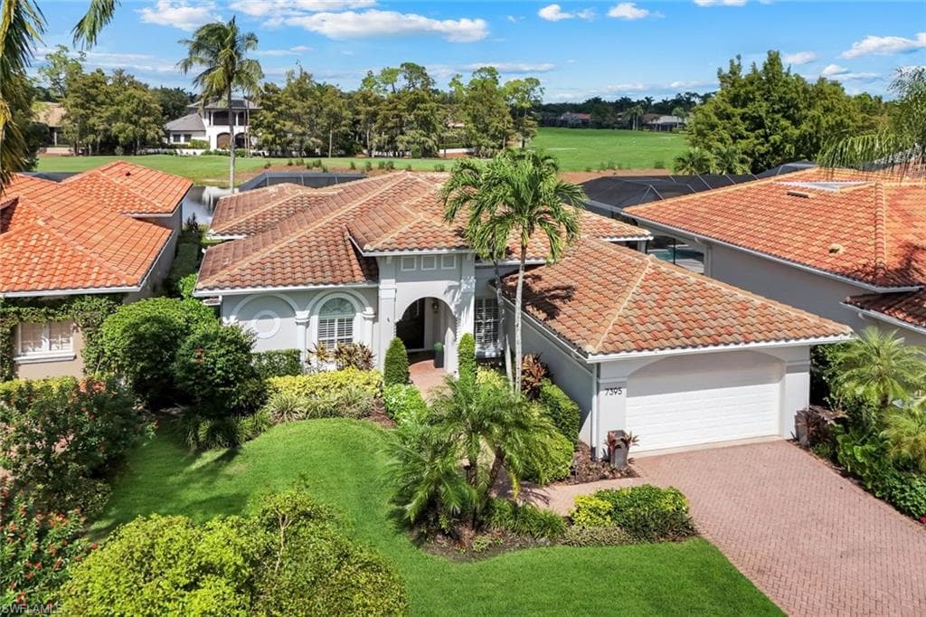 7395 Monteverde Way, Naples, FL 34119-40
