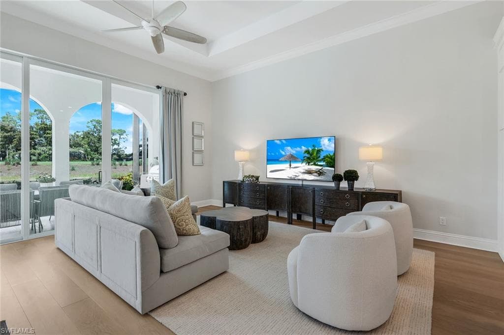 7395 Monteverde Way, Naples, FL 34119-3