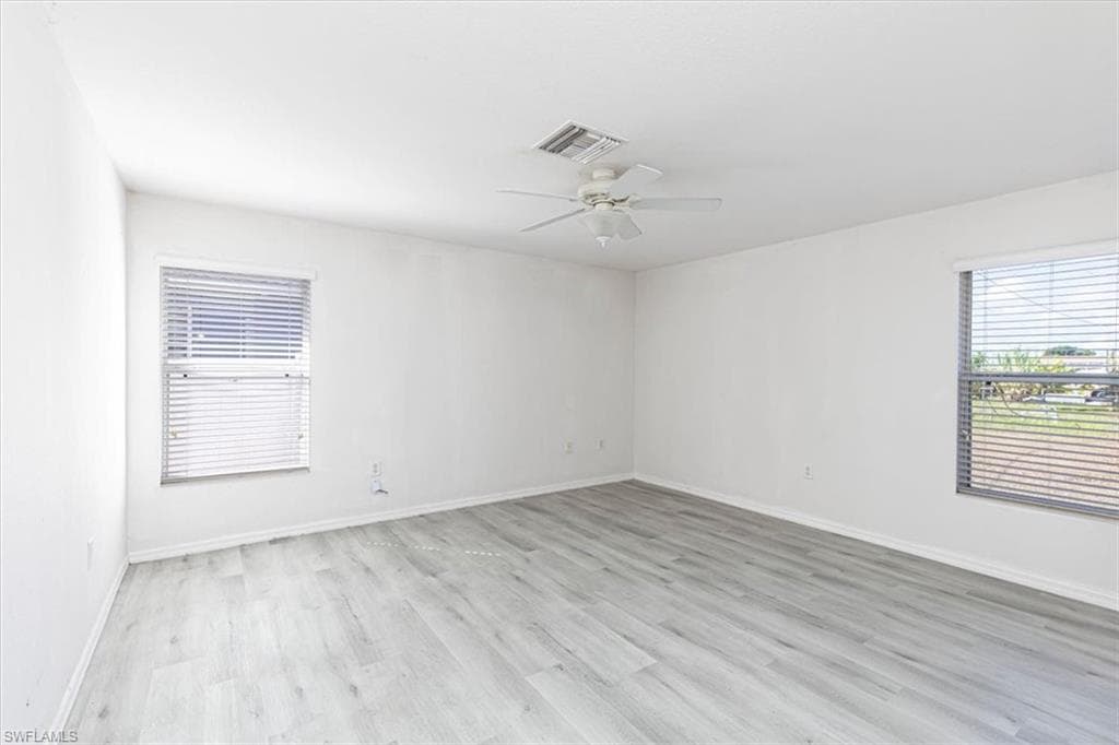 2526 2nd Pl, Cape Coral, FL 33909-16