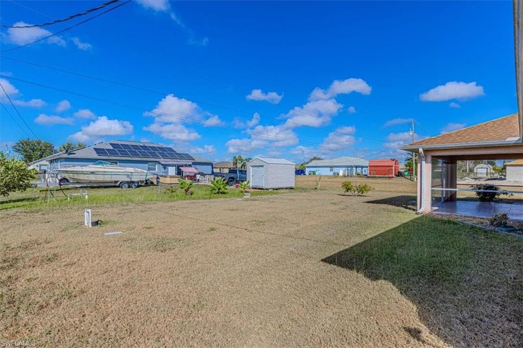 2526 2nd Pl, Cape Coral, FL 33909-23