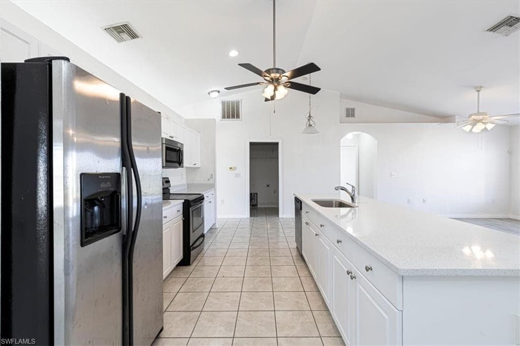 2526 2nd Pl, Cape Coral, FL 33909-5