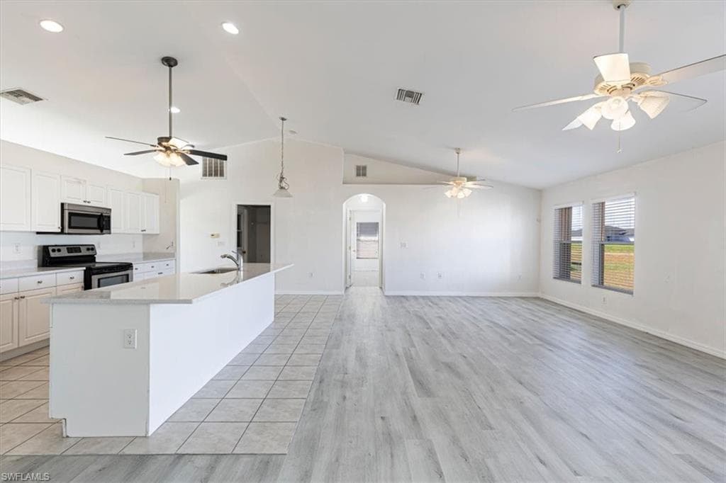 2526 2nd Pl, Cape Coral, FL 33909-7