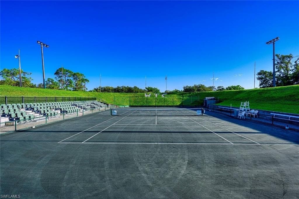 3323 Olympic Dr 726, Naples, FL 34105-11