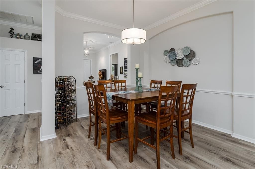 3633 Grand Cypress Dr, Naples, FL 34119-11