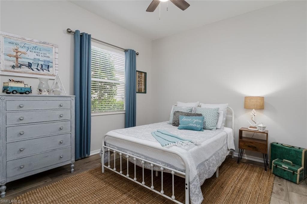 3633 Grand Cypress Dr, Naples, FL 34119-18