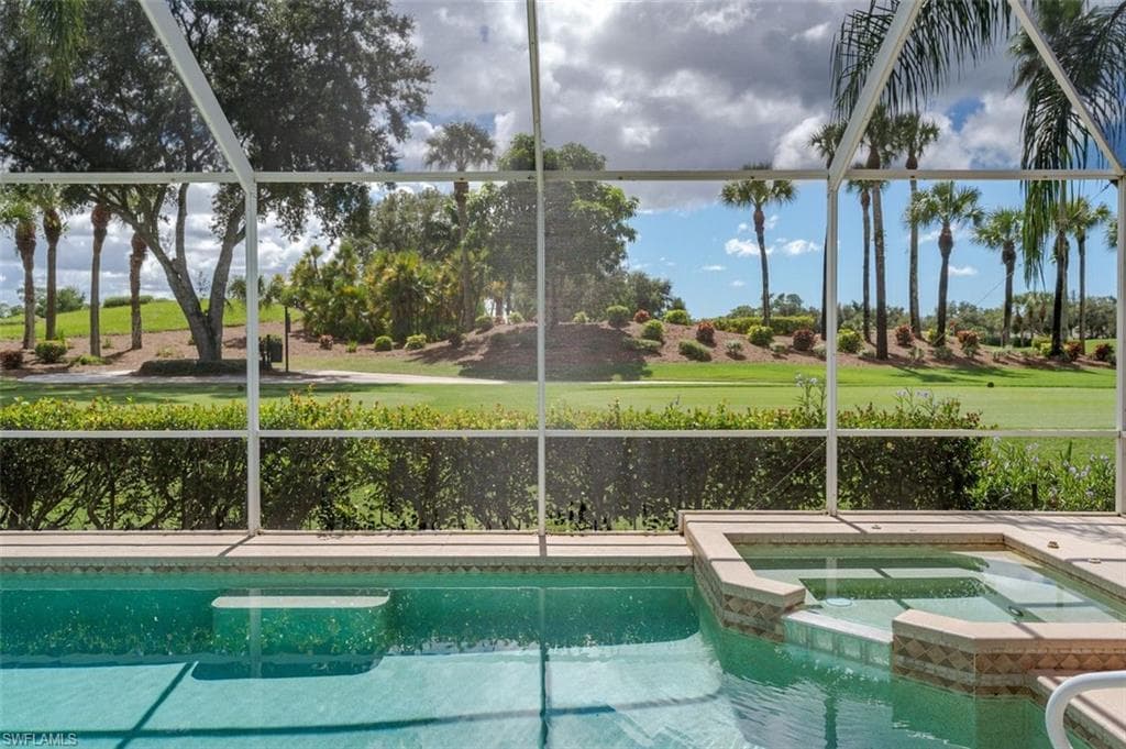 3633 Grand Cypress Dr, Naples, FL 34119-1