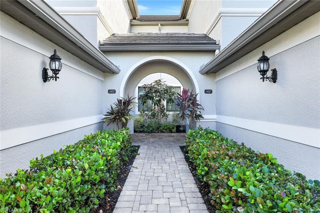12066 Covent Garden Ct 1403, Naples, FL 34120-27