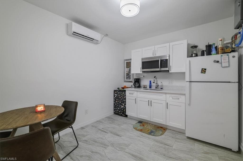 3603 11th St SW, Lehigh Acres, FL 33976-19