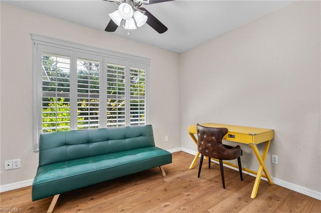 1828 18th Ter, Cape Coral, FL 33991-15