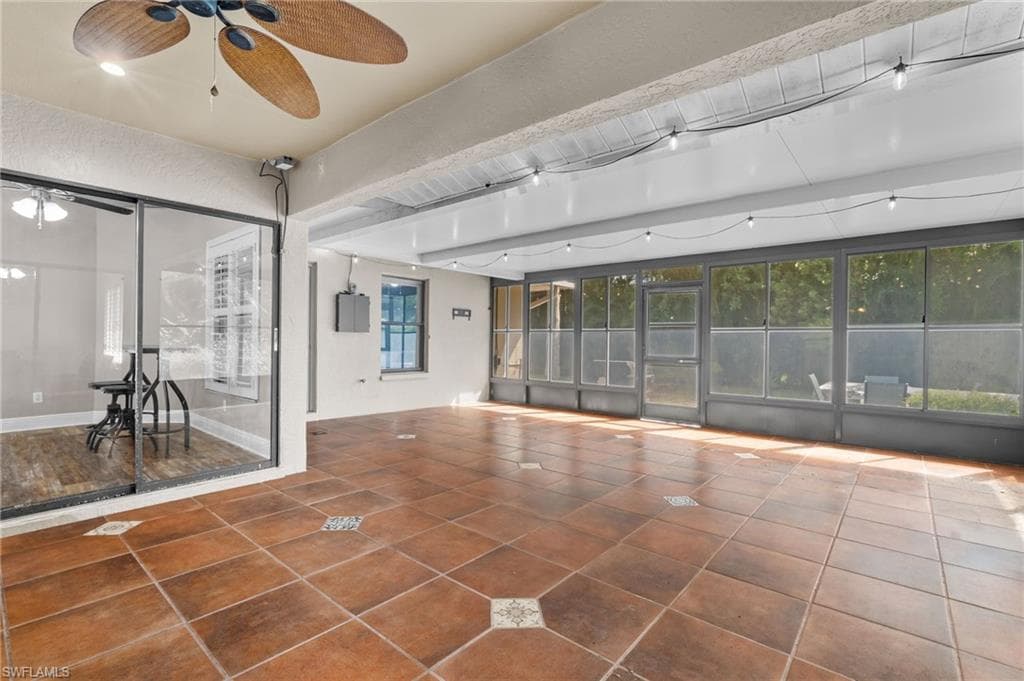 1828 18th Ter, Cape Coral, FL 33991-24