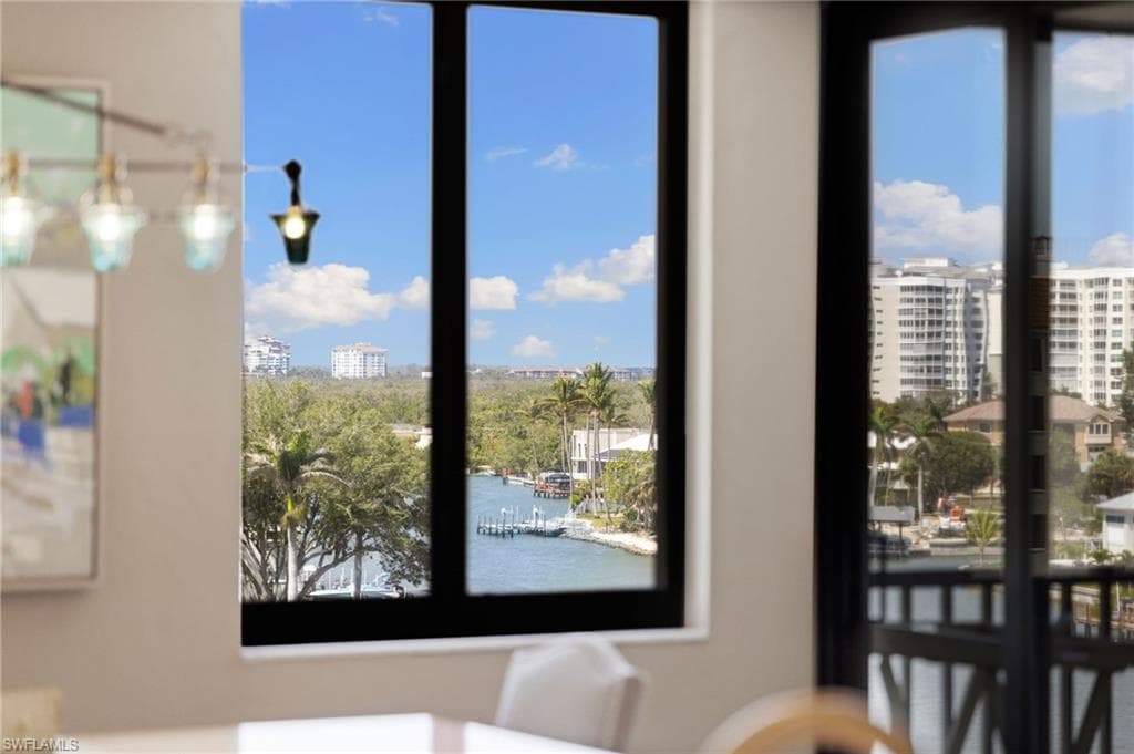 10482 Gulf Shore Dr 261, Naples, FL 34108-10