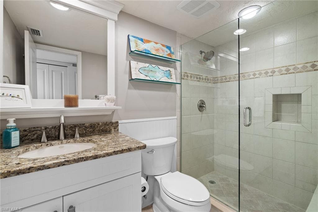 10482 Gulf Shore Dr 261, Naples, FL 34108-18