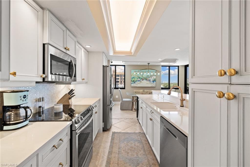 10482 Gulf Shore Dr 261, Naples, FL 34108-7