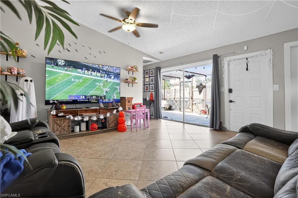 6310 Royal Woods Dr, Fort Myers, FL 33908-23