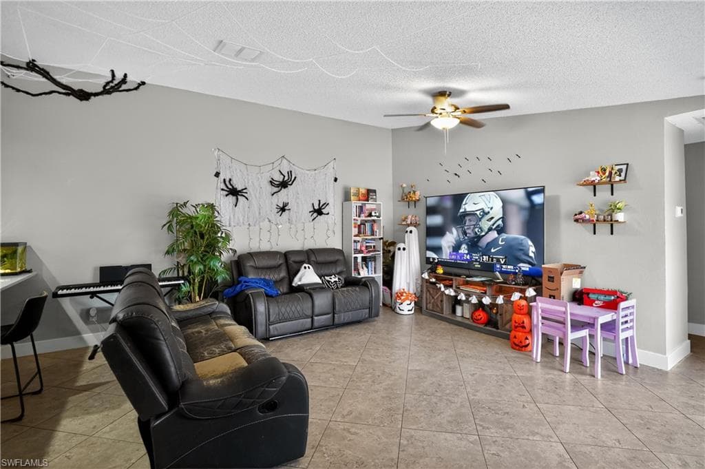 6310 Royal Woods Dr, Fort Myers, FL 33908-24