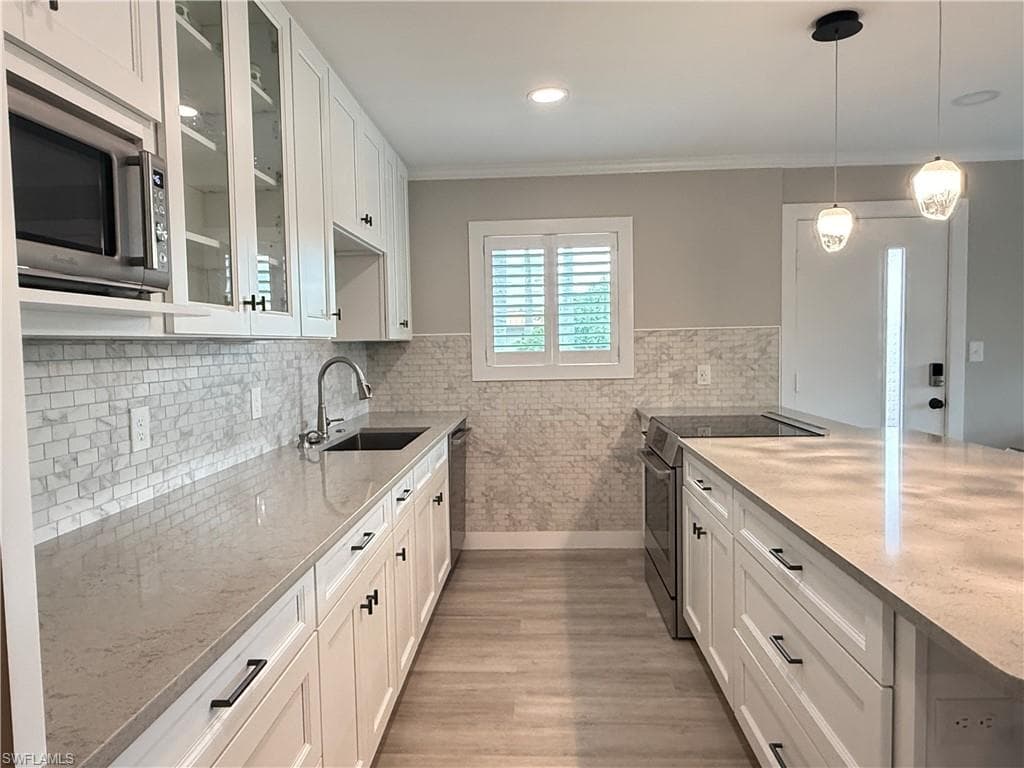 1100 Gulf Shore Blvd N 301, Naples, FL 34102-6