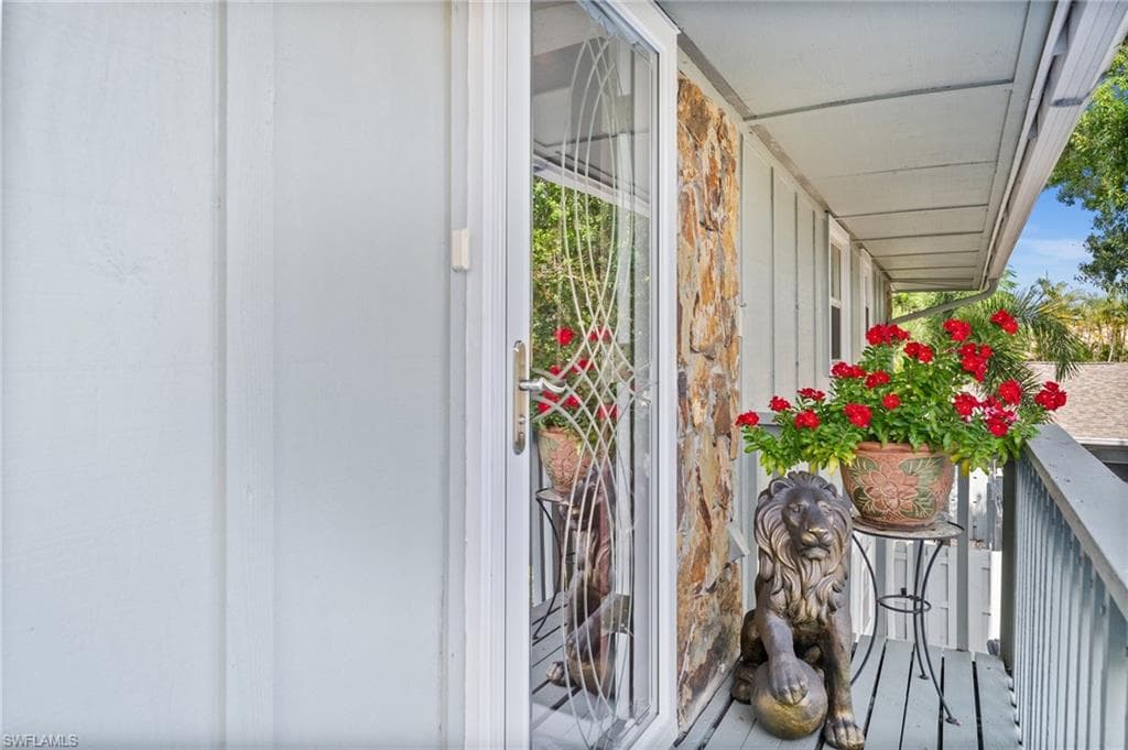 4251 Island Cir 3, Fort Myers, FL 33919-9