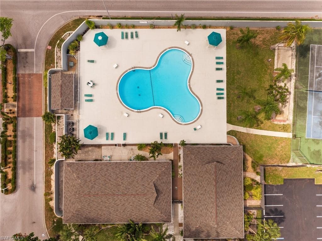 4251 Island Cir 3, Fort Myers, FL 33919-42