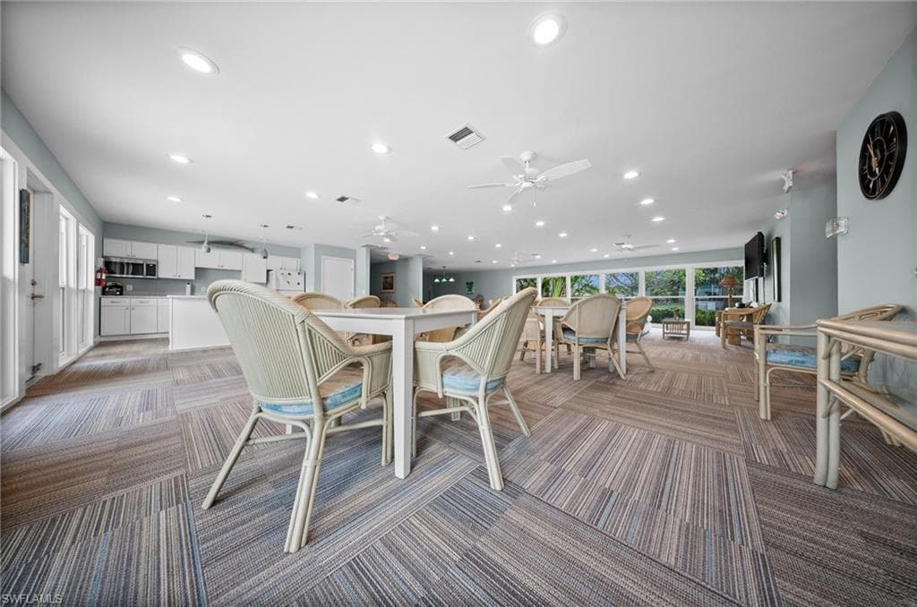 4251 Island Cir 3, Fort Myers, FL 33919-49