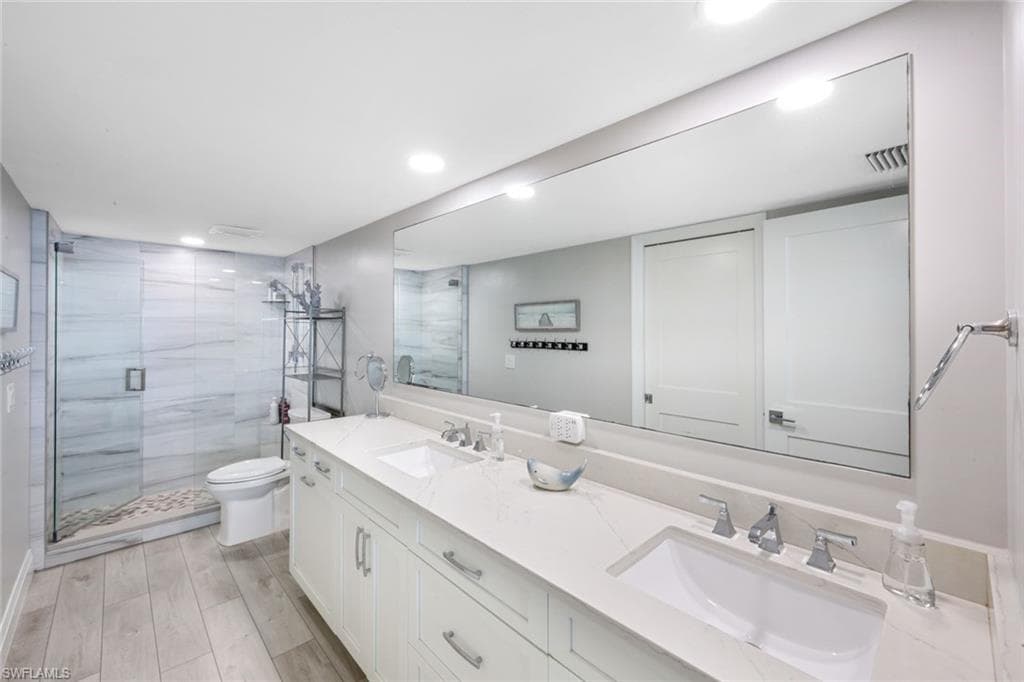 10951 Gulf Shore Dr 1202, Naples, FL 34108-11