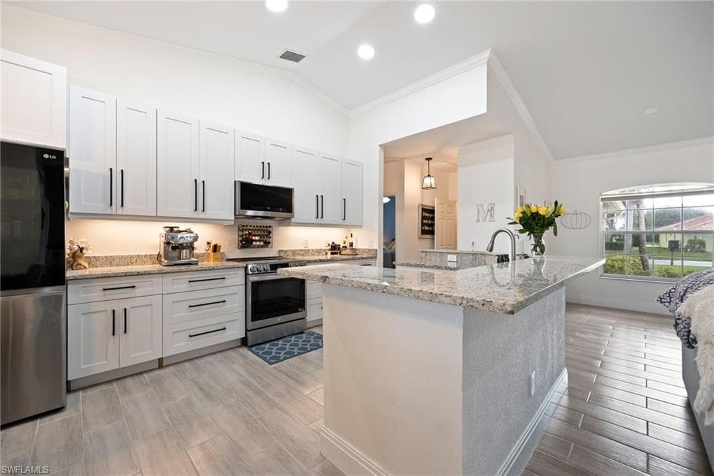 2939 Orange Grove Trl, Naples, FL 34120-8