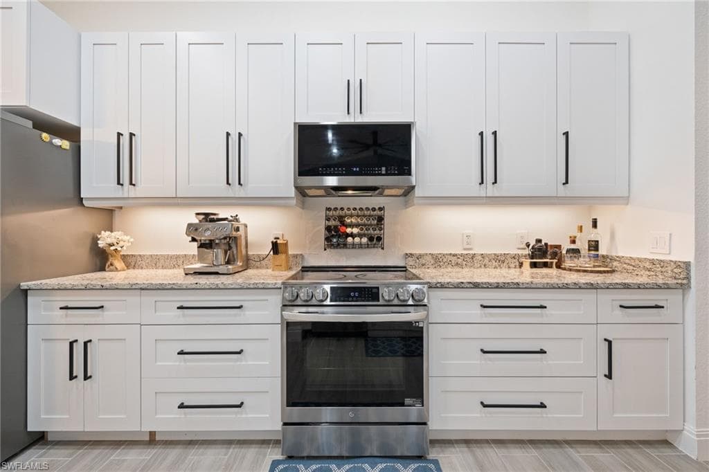 2939 Orange Grove Trl, Naples, FL 34120-10