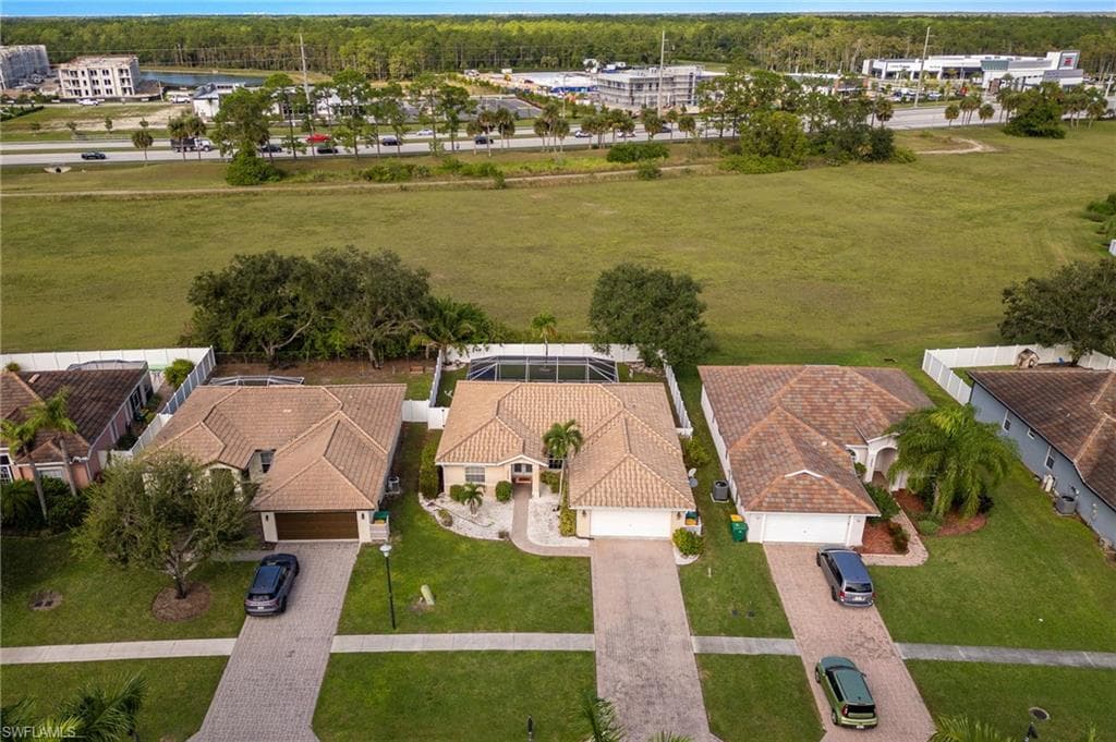 2939 Orange Grove Trl, Naples, FL 34120-33