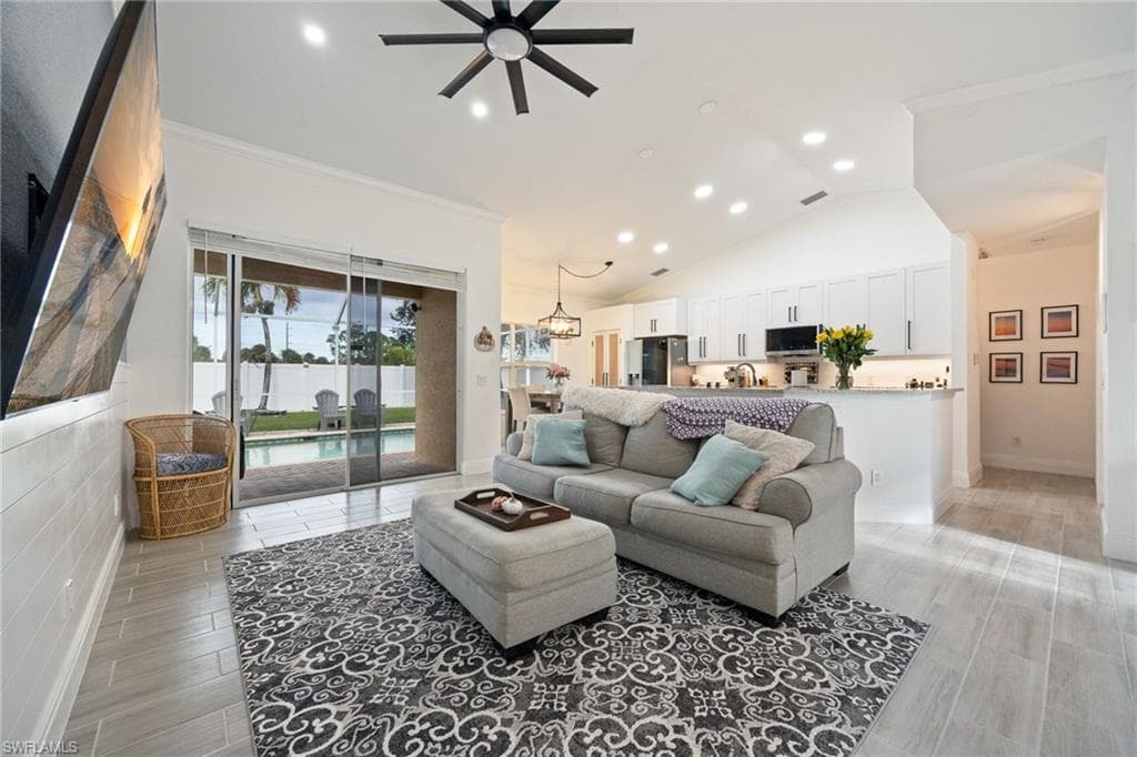 2939 Orange Grove Trl, Naples, FL 34120-6