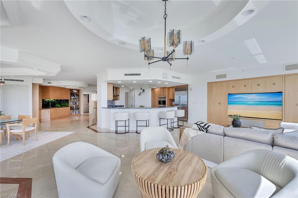 425 Dockside Dr 804, Naples, FL 34110-9