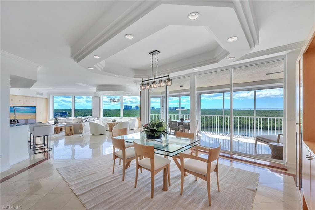 425 Dockside Dr 804, Naples, FL 34110-13