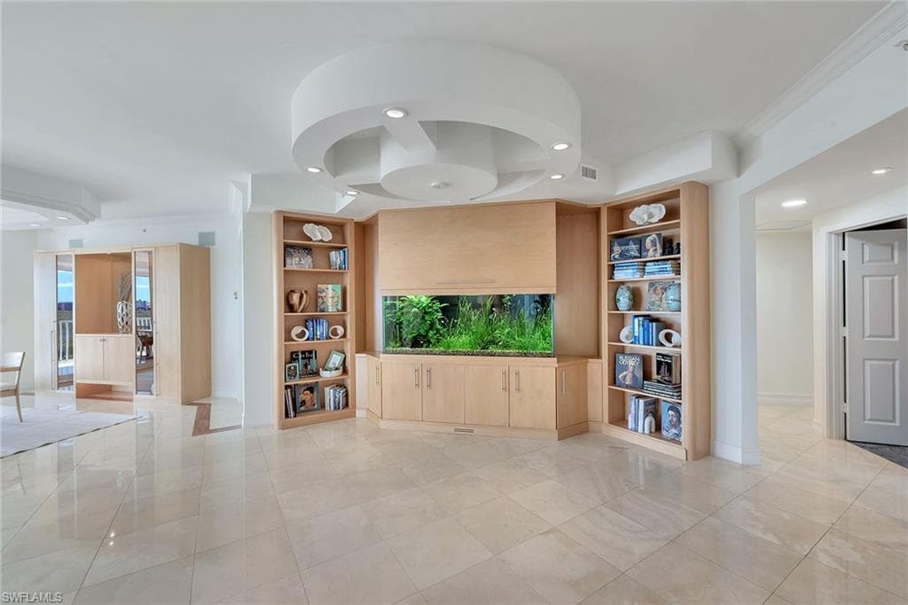 425 Dockside Dr 804, Naples, FL 34110-22