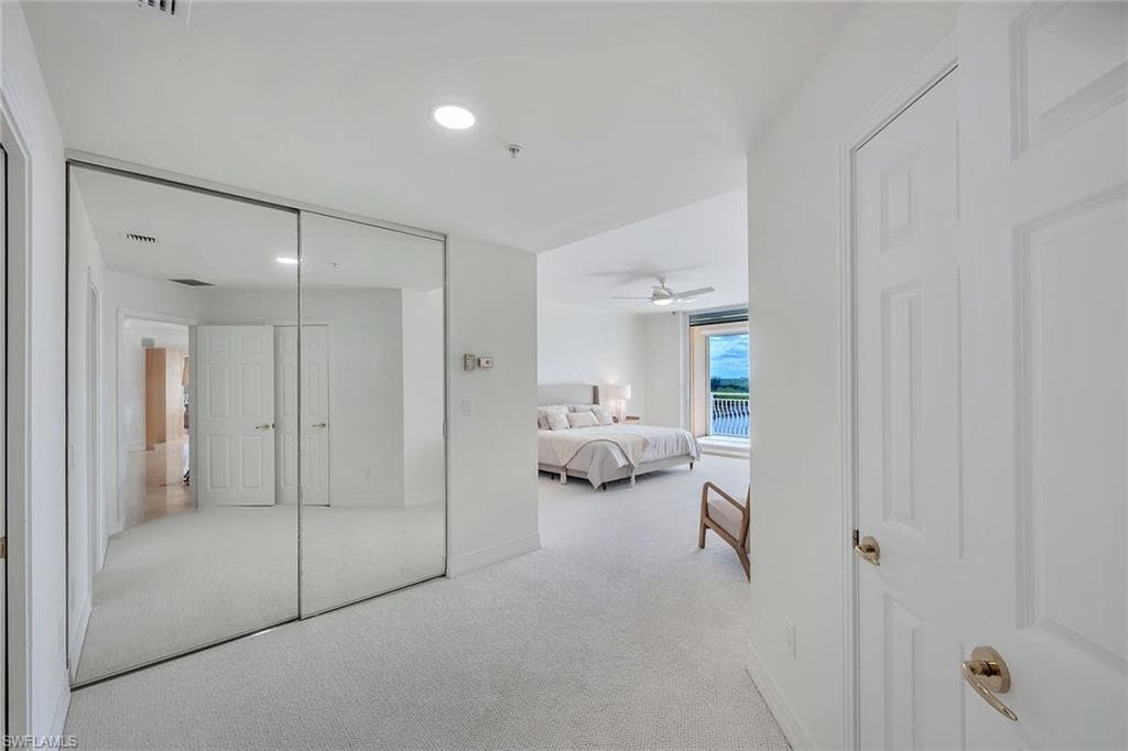 425 Dockside Dr 804, Naples, FL 34110-28