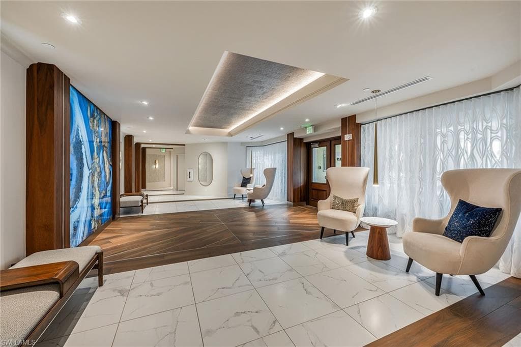 425 Dockside Dr 804, Naples, FL 34110-50