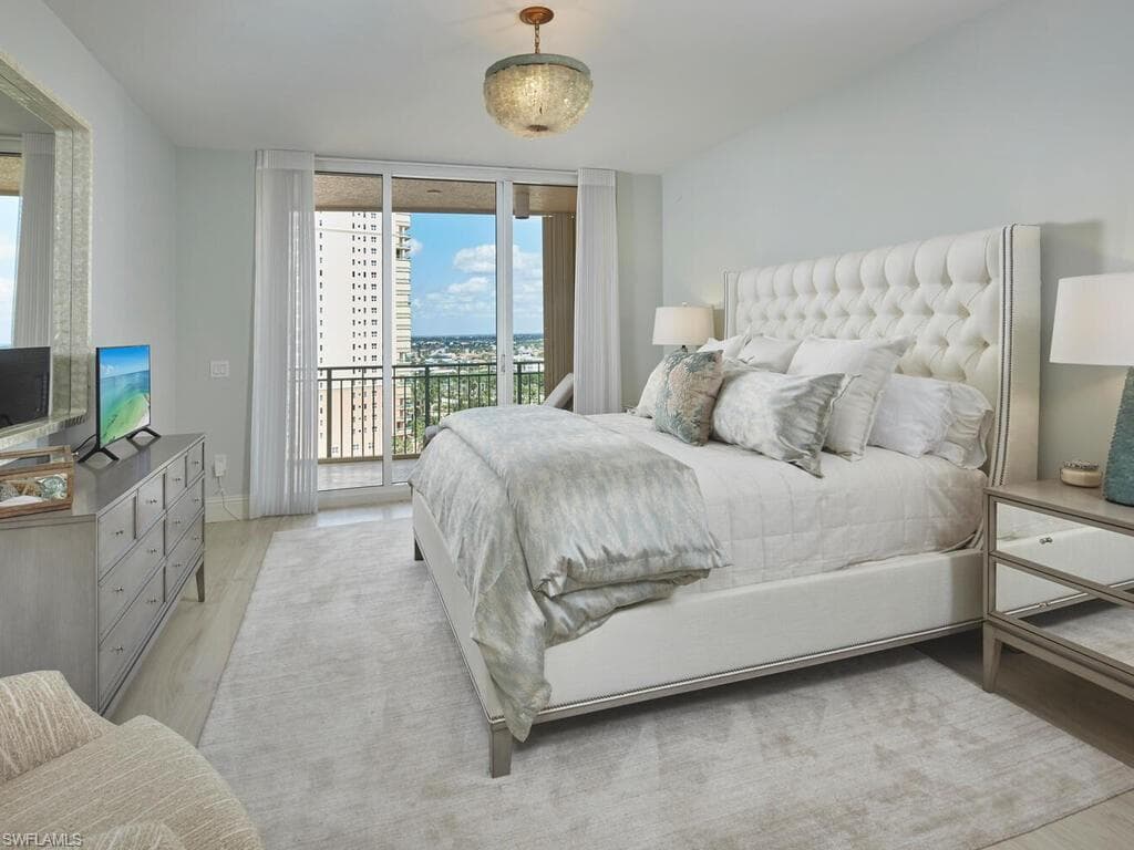 970 Cape Marco Dr 1207, Marco Island, FL 34145-19