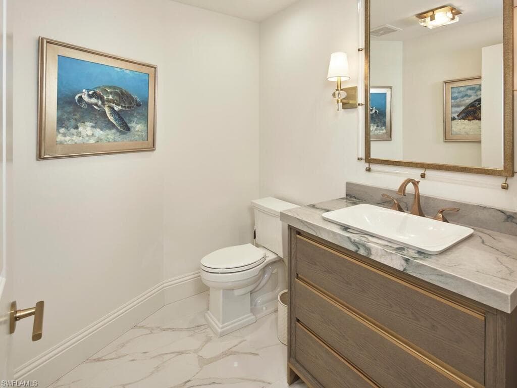 970 Cape Marco Dr 1207, Marco Island, FL 34145-25