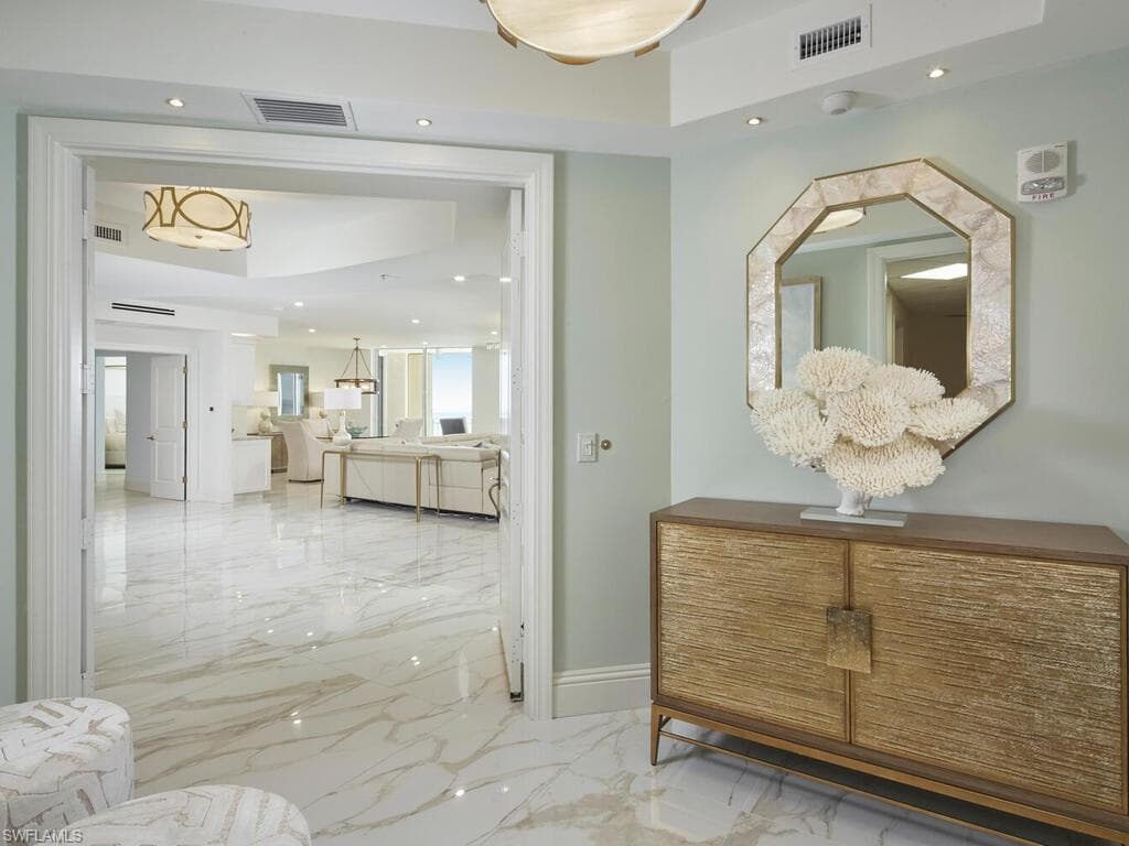 970 Cape Marco Dr 1207, Marco Island, FL 34145-27