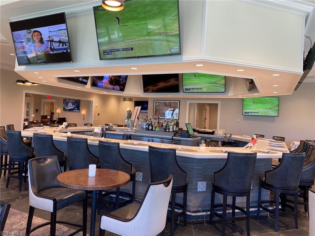 11041 Corsia Trieste Way 204, Bonita Springs, FL 34135-4